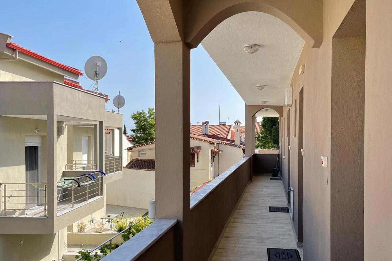 Royals Apartments Nikiti  Extérieur photo