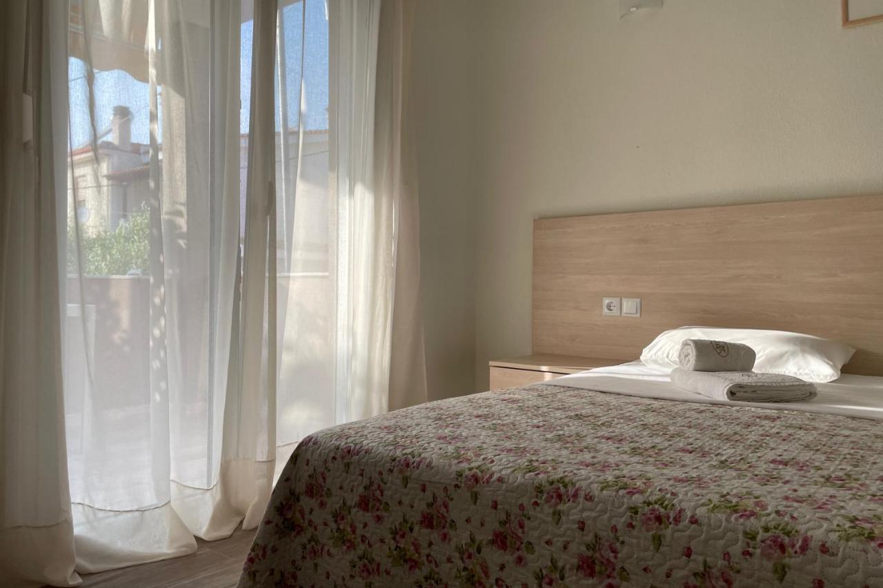 Royals Apartments Nikiti  Extérieur photo