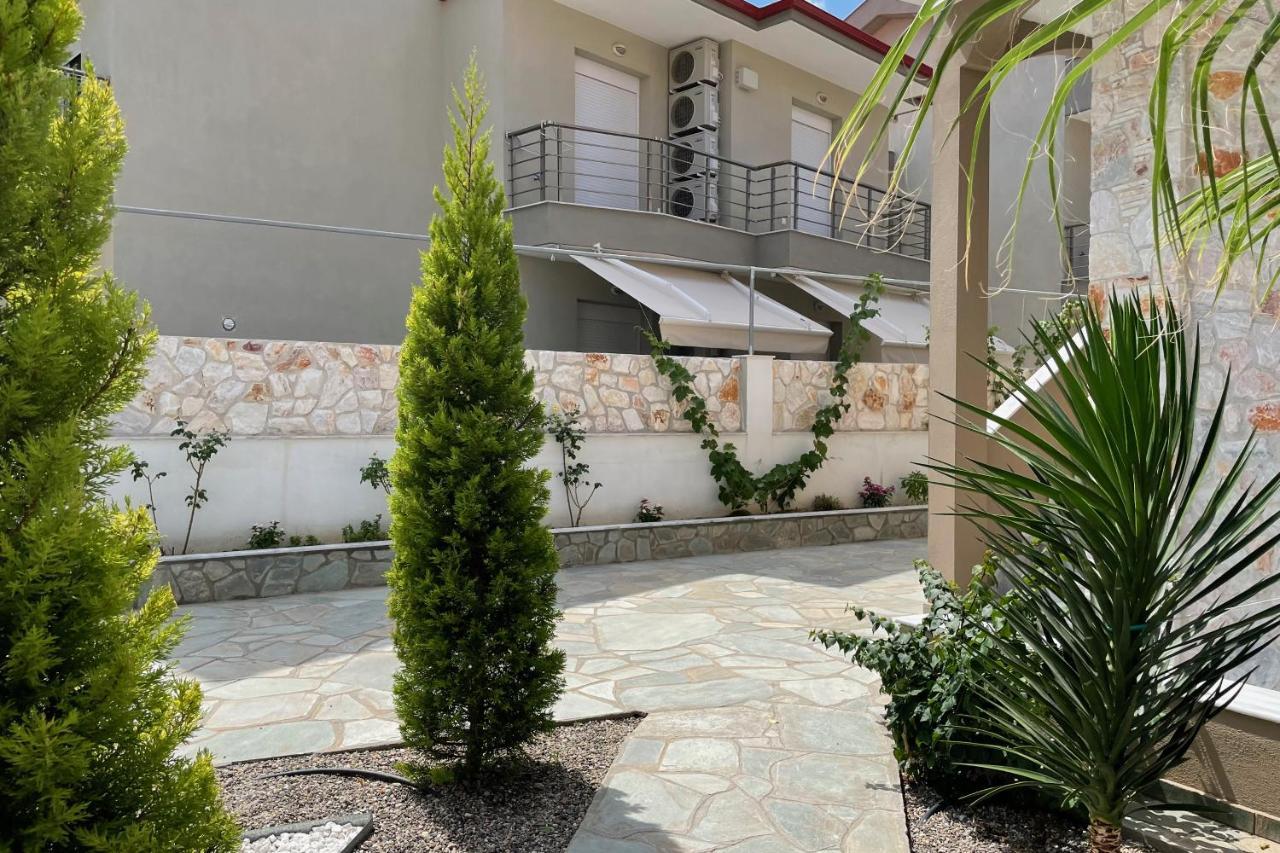 Royals Apartments Nikiti  Extérieur photo
