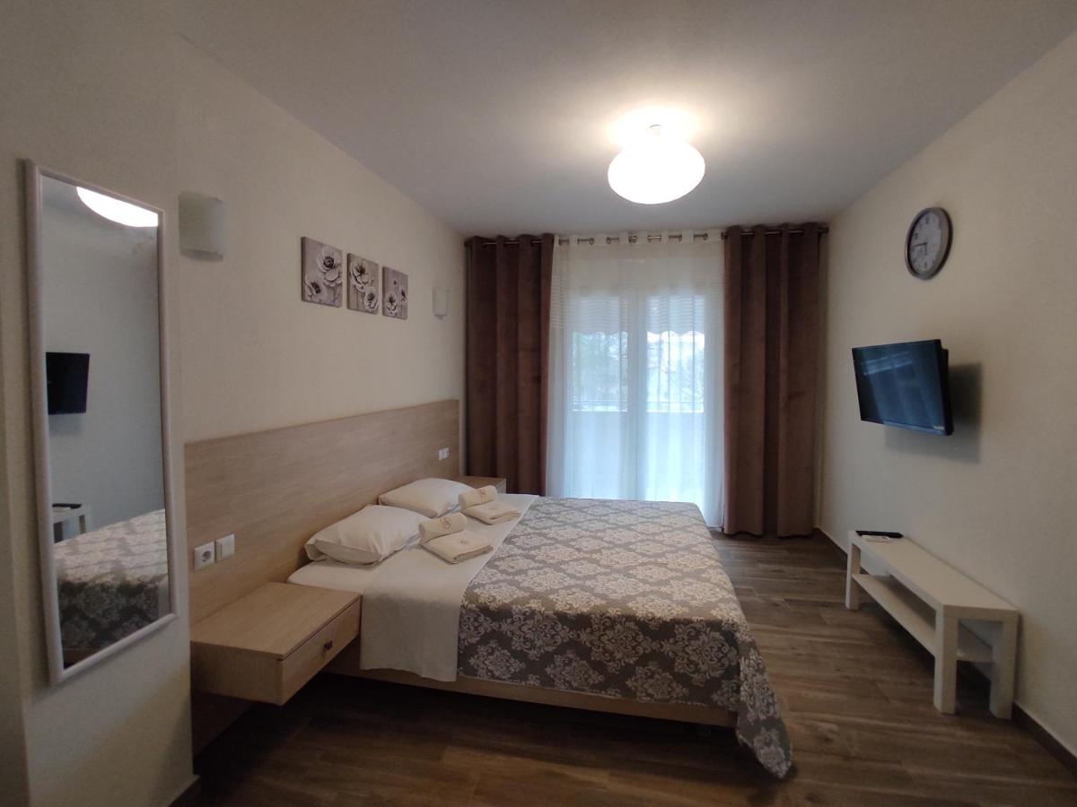 Royals Apartments Nikiti  Extérieur photo